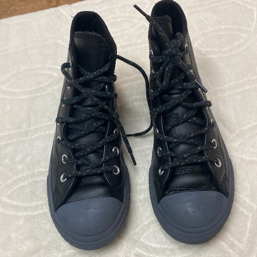 Converse Chuck Taylor All Star High Top Shoes Solid Black Youth Size 3